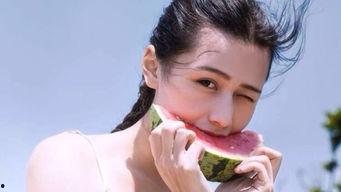 吃瓜女人配音是谁,揭秘配音界神秘声音背后的故事